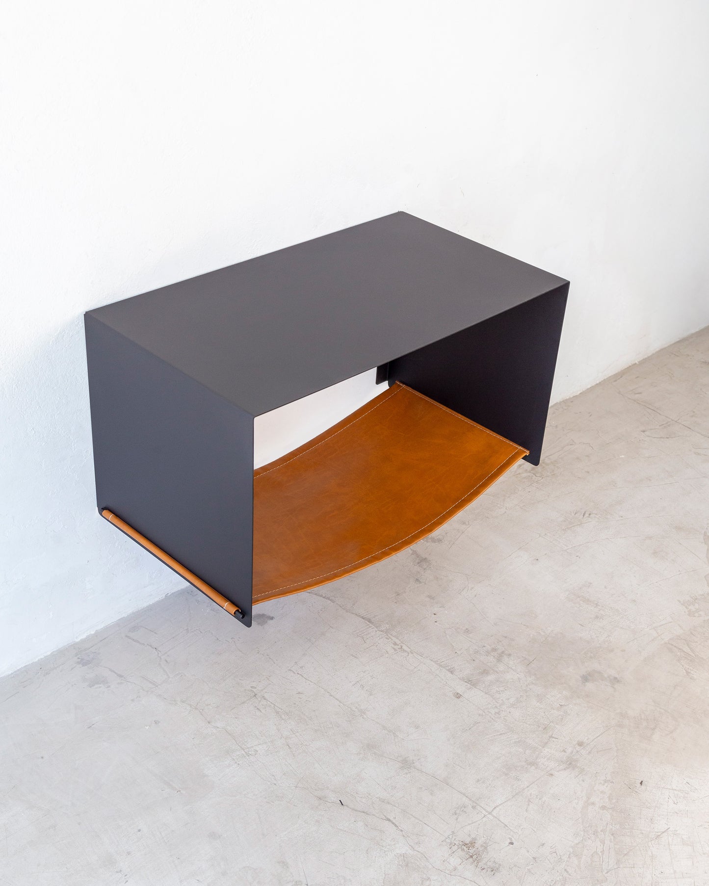 Mesa de cabeceira Solo (suspensa)