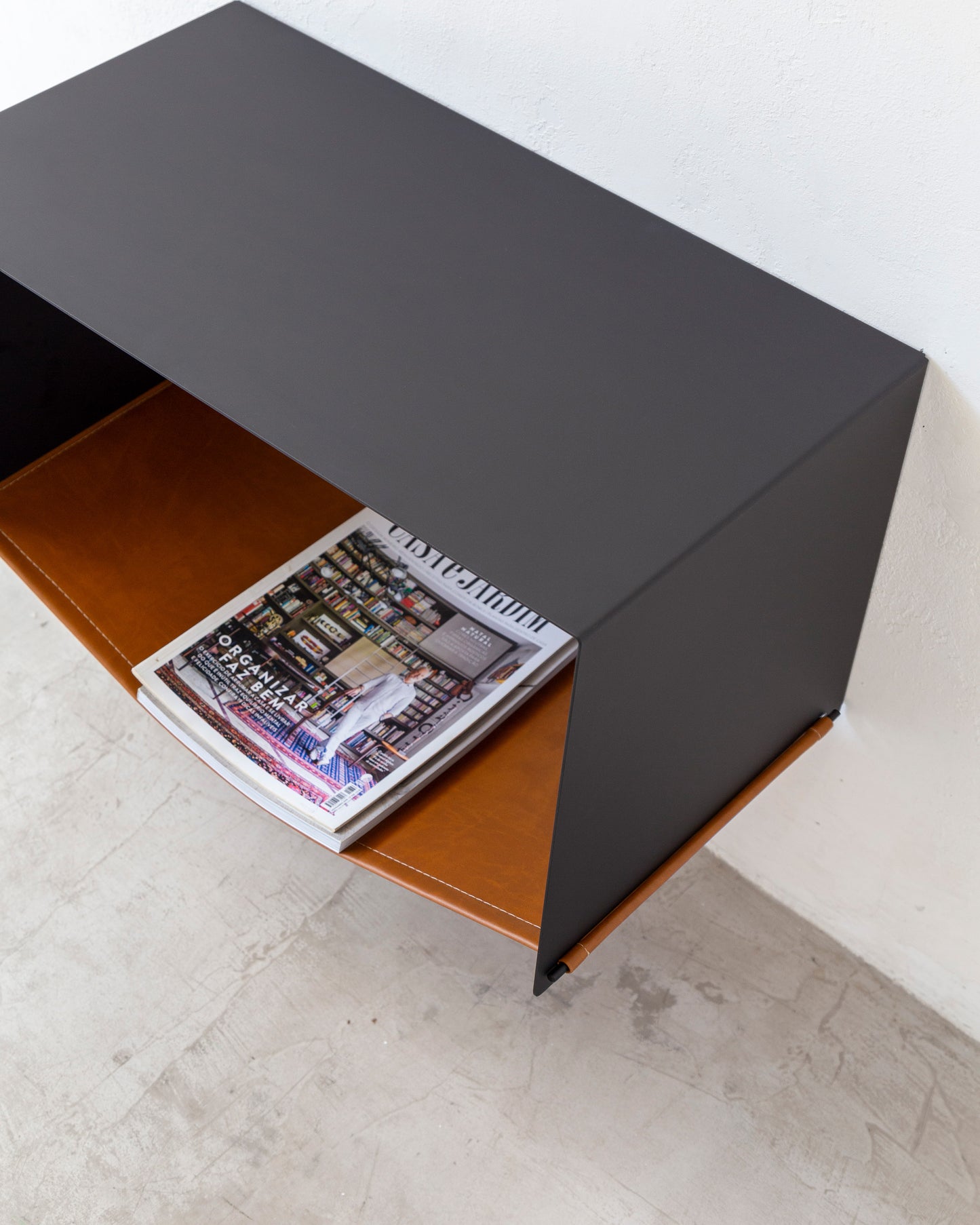 Mesa de cabeceira Solo (suspensa)