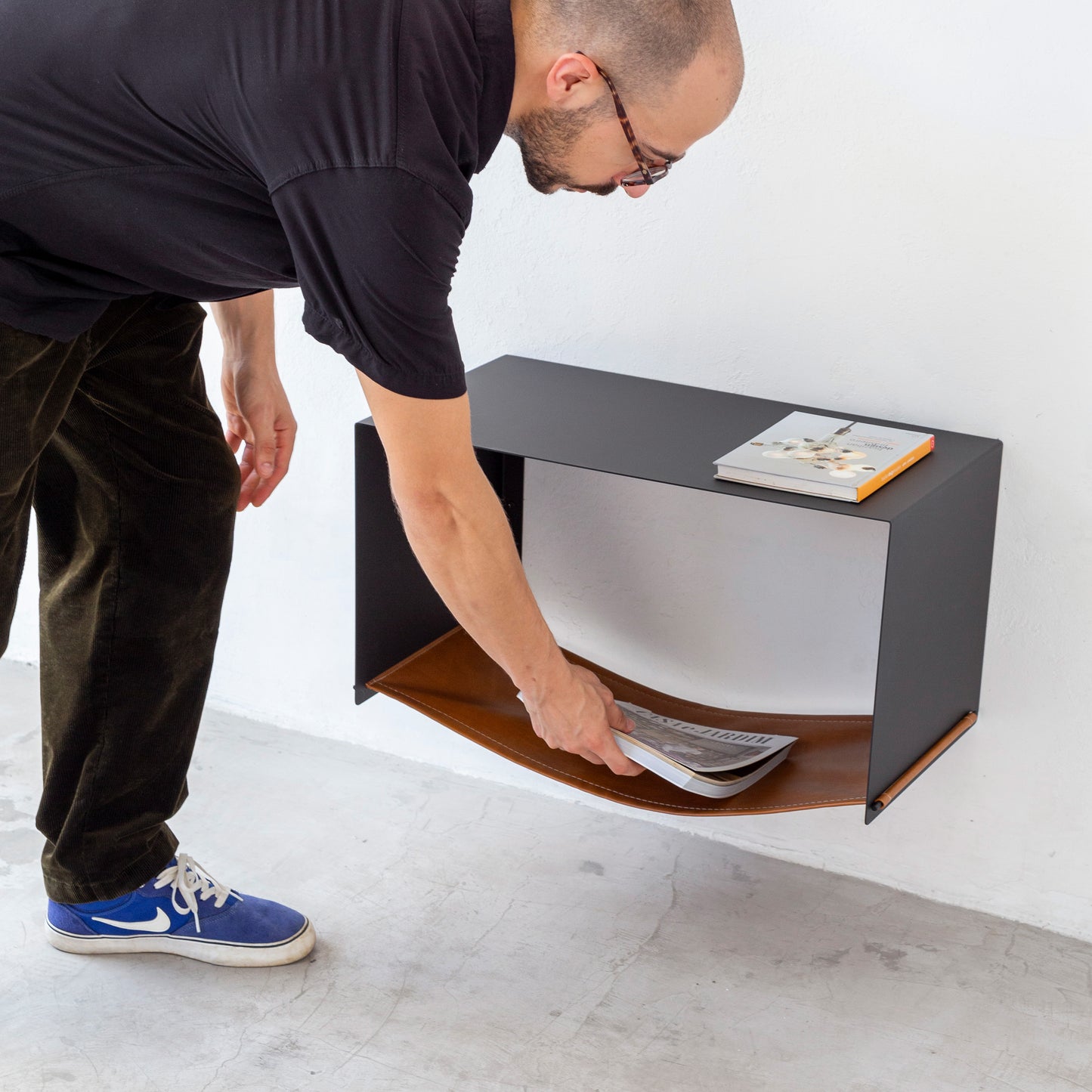 Mesa de cabeceira Solo (suspensa)