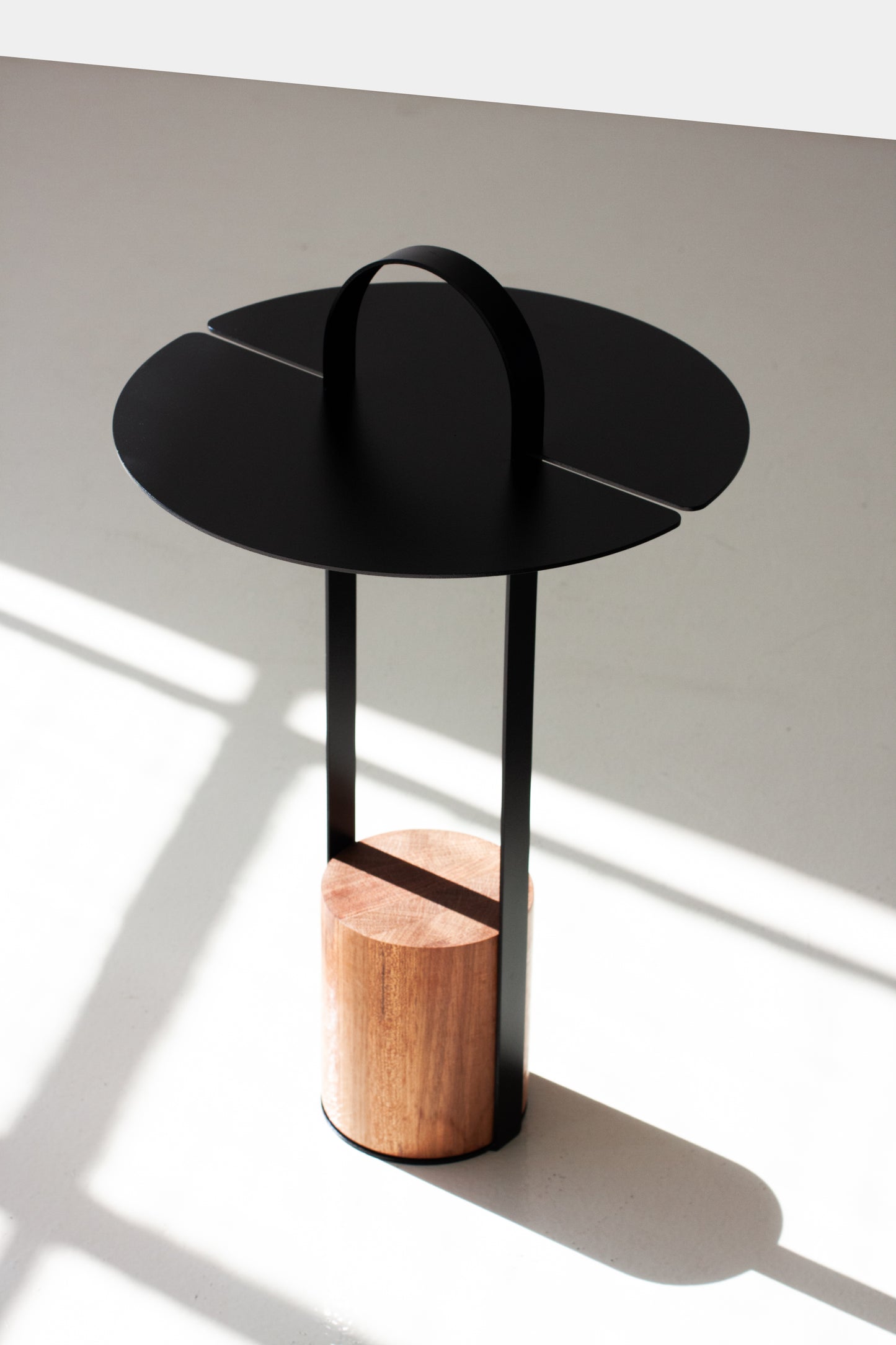 Mesa lateral Fenda (c/ alça)