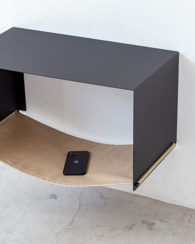 Mesa de cabeceira Solo (suspensa)