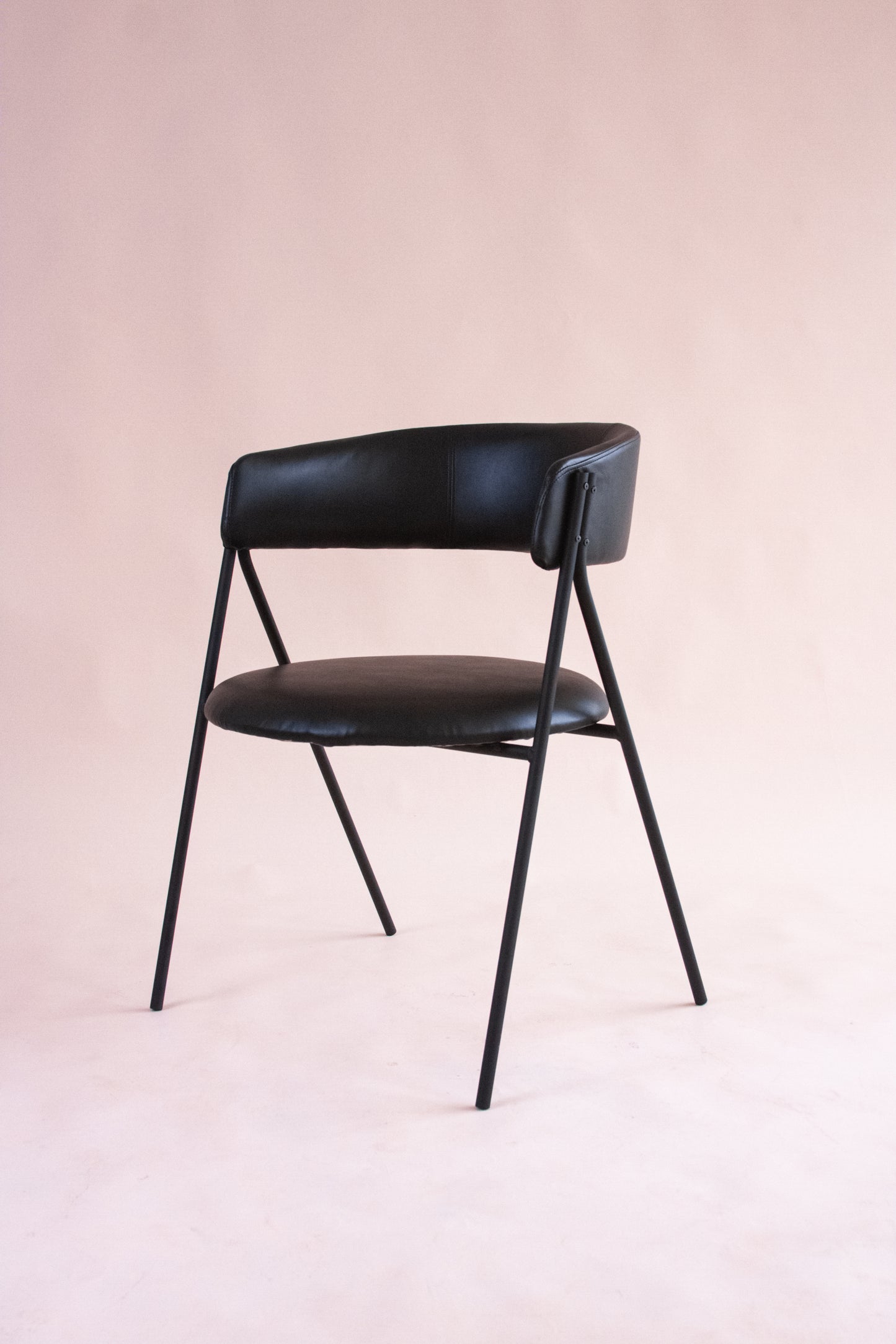 Cadeira Juca (Estofada)