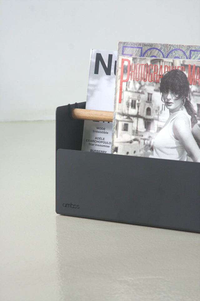Revisteiro Nico
